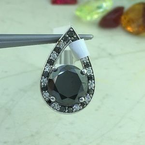 Beautiful Ladies Black Diamond Tear Drop Charm.